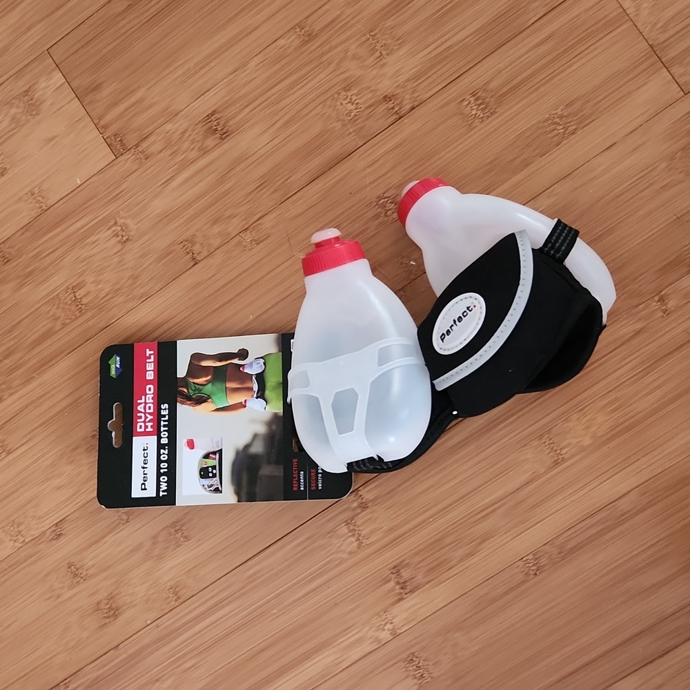 Perfect Fitness Dual Hydration Reflective Running Belt